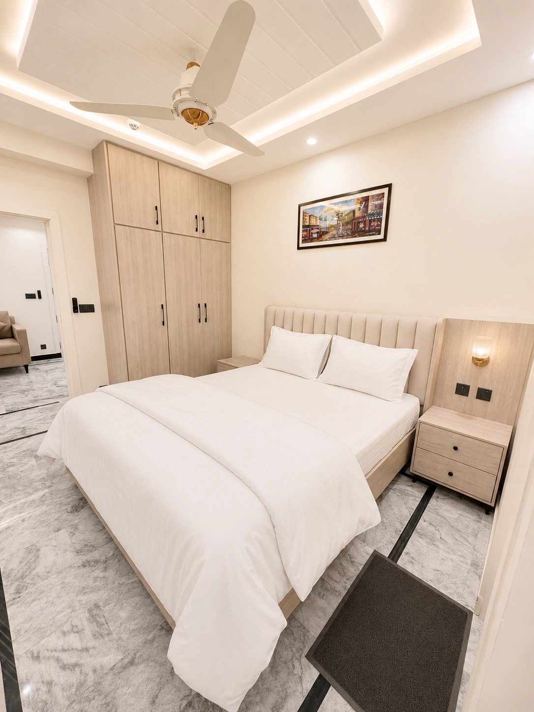 3-Bedroom Deluxe interior view 12